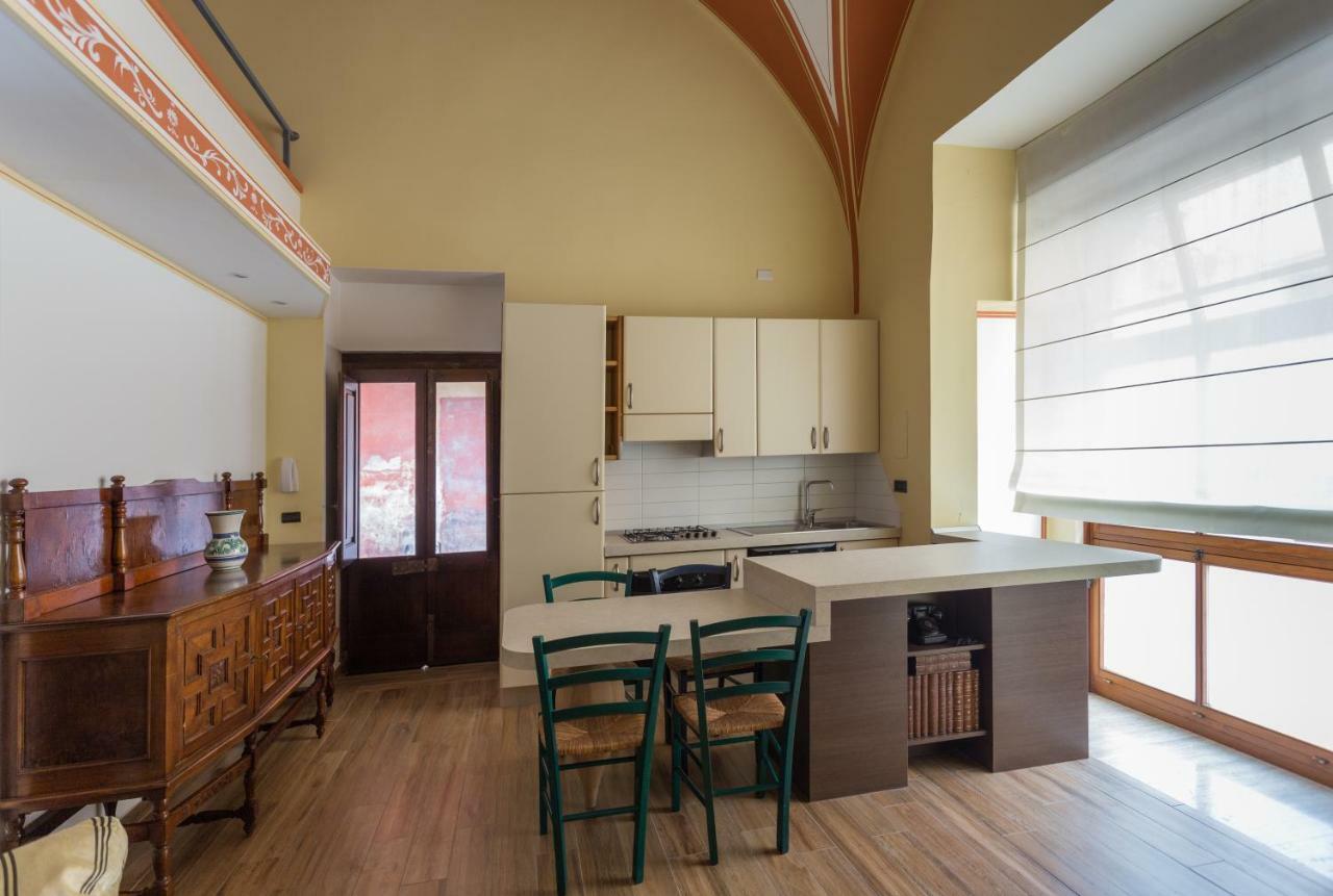 Palazzo Leuzzi B&B Galatone Dış mekan fotoğraf